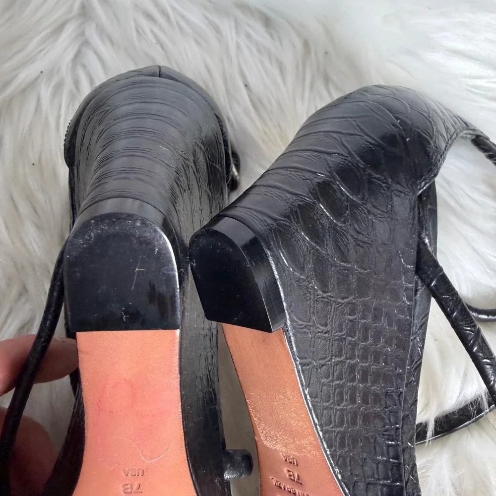 Schutz Black Embossed Leather Strappy Wedge‎ Sandals Ankle Strap Heels Size 7B